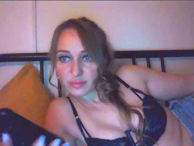 Modella: KKiraa87