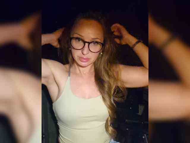 KKiraa87 webcam
