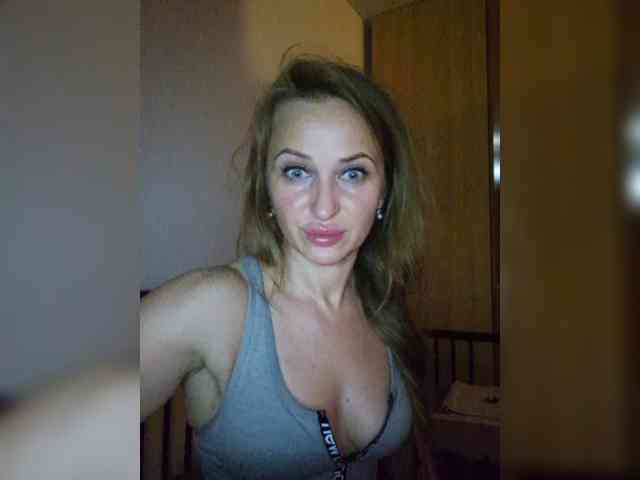 Modella: KKiraa87