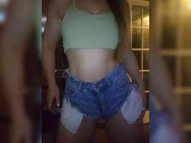 KKiraa87 webcam