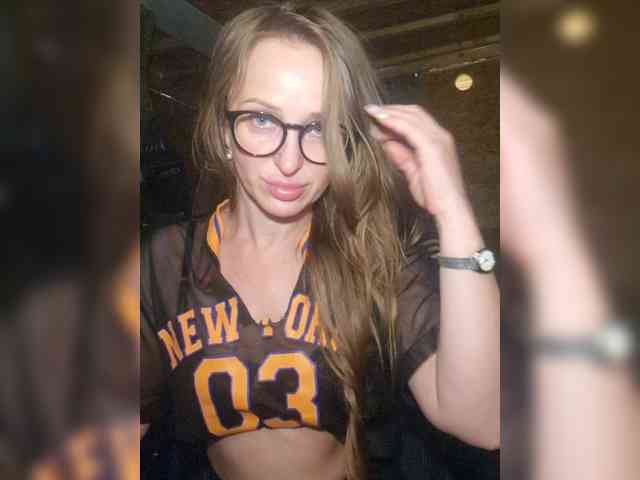 Modella: KKiraa87