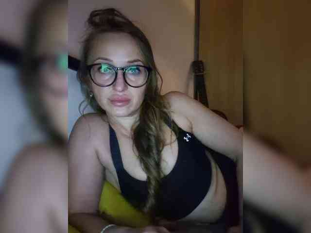 Modella: KKiraa87