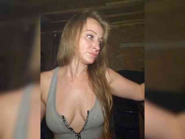 Modella: KKiraa87