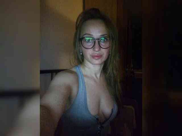 Modella: KKiraa87
