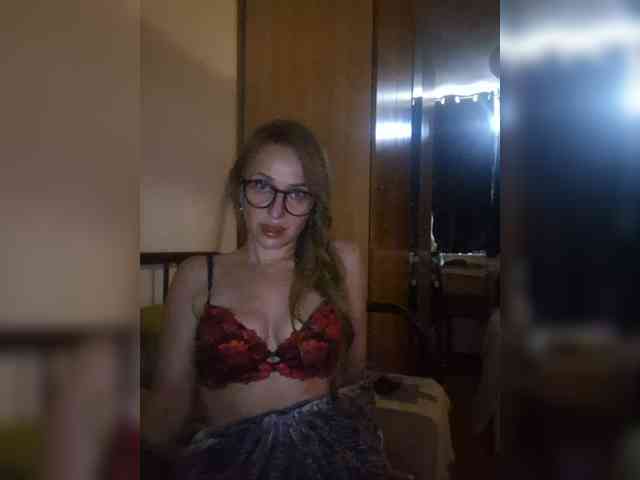 Modella: KKiraa87