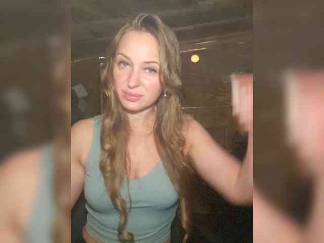 Modella: KKiraa87