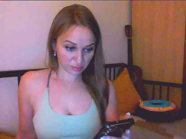 Modella: KKiraa87