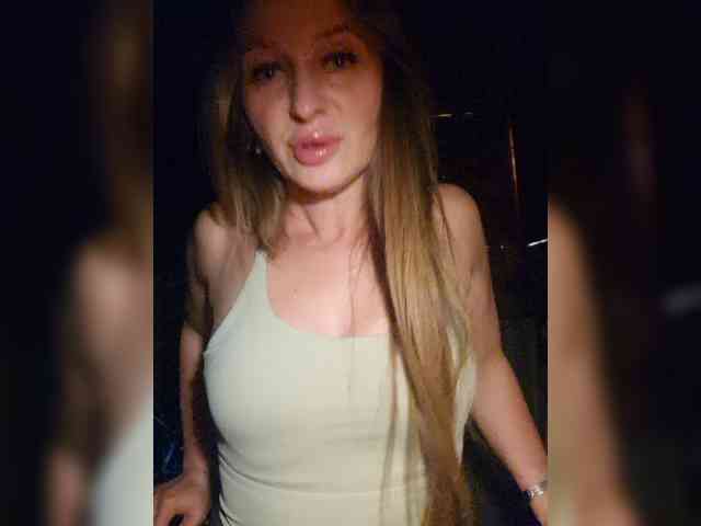 KKiraa87 webcam