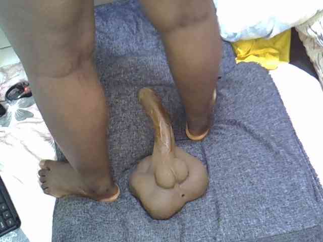 Prettybrina webcam