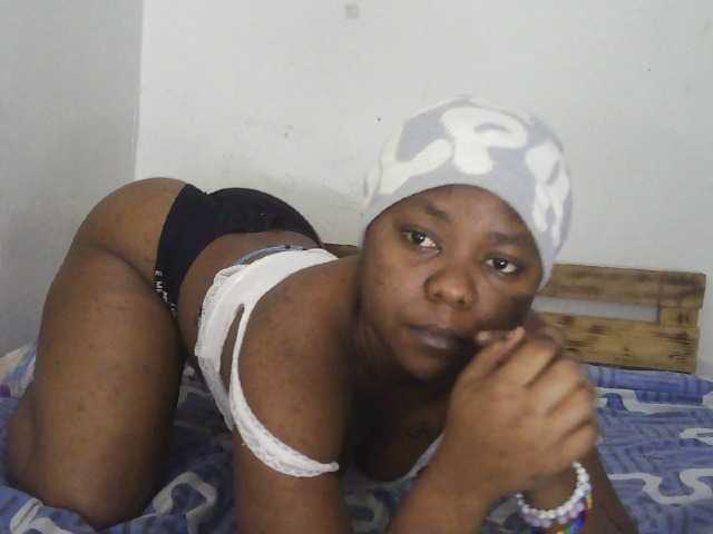 Kissie11