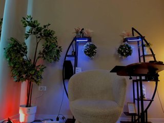 AmberSolange Porn Show