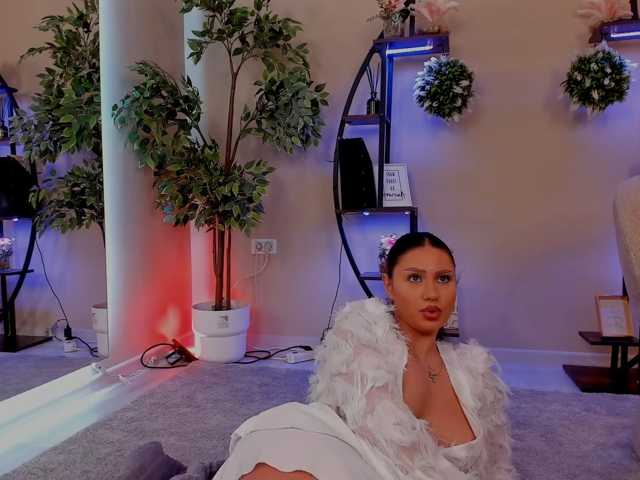 AmberSolange live cam preview