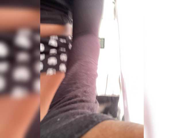 junellaa live cam on BongaCams