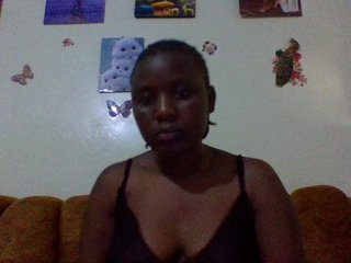 Prettiea's Live Webcam