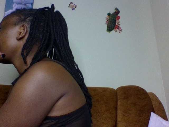 Prettiea live cam preview