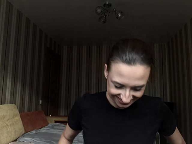 KirstenMolner live cam on BongaCams