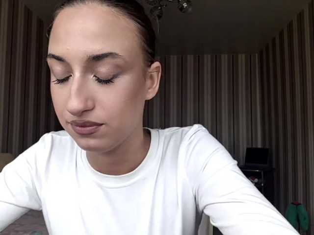 KirstenMolner live cam on BongaCams