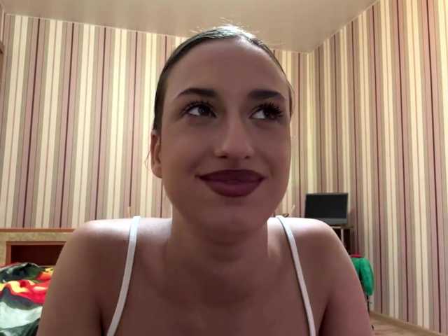 KirstenMolner live cam on BongaCams