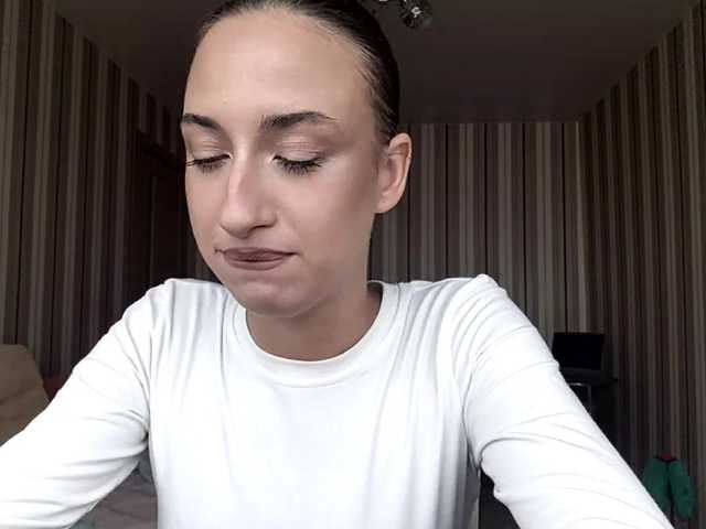 KirstenMolner live cam on BongaCams