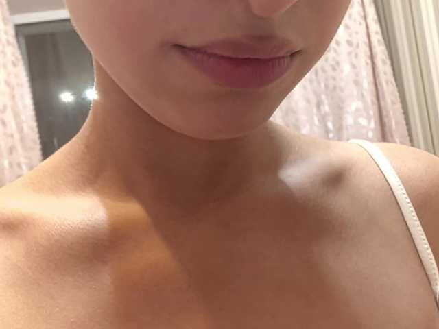 KirstenMolner live cam on BongaCams