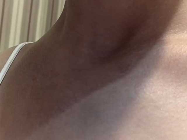 KirstenMolner live cam on BongaCams