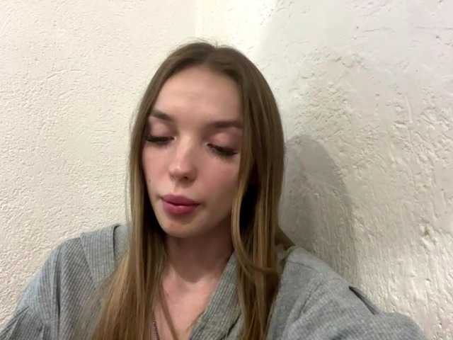 JenniLichtenstein live cam on BongaCams