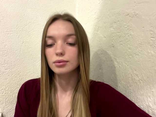 JenniLichtenstein live cam on BongaCams