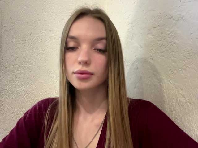 JenniLichtenstein live cam on BongaCams