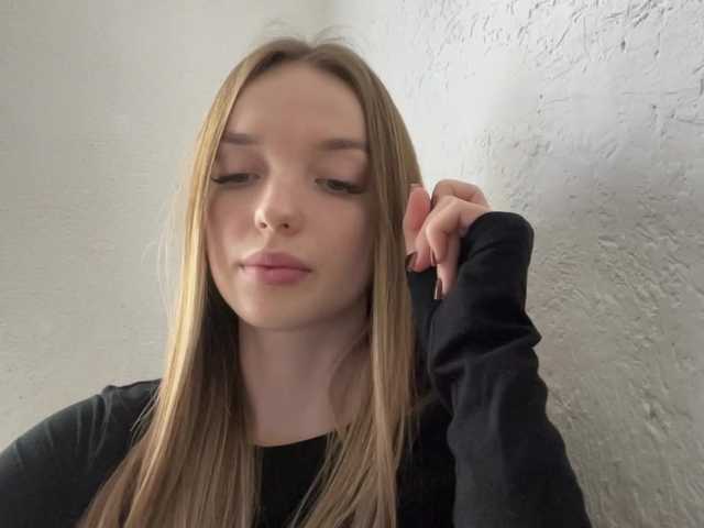 JenniLichtenstein live cam on BongaCams