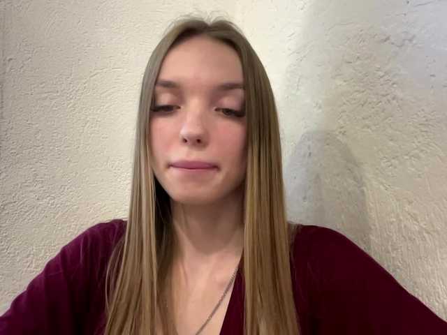 JenniLichtenstein live cam on BongaCams