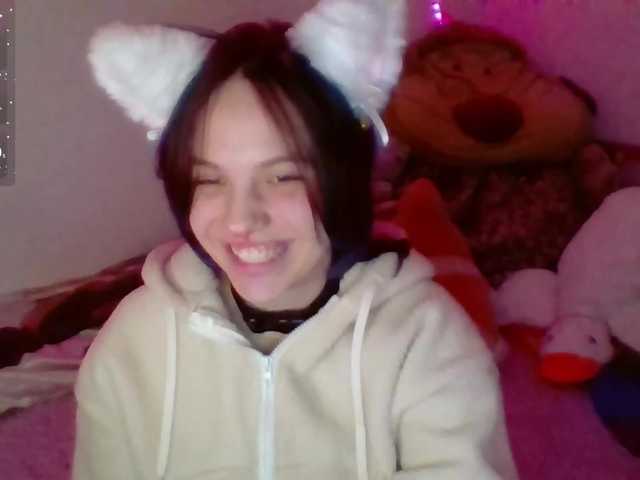 LillyShy live cam on BongaCams