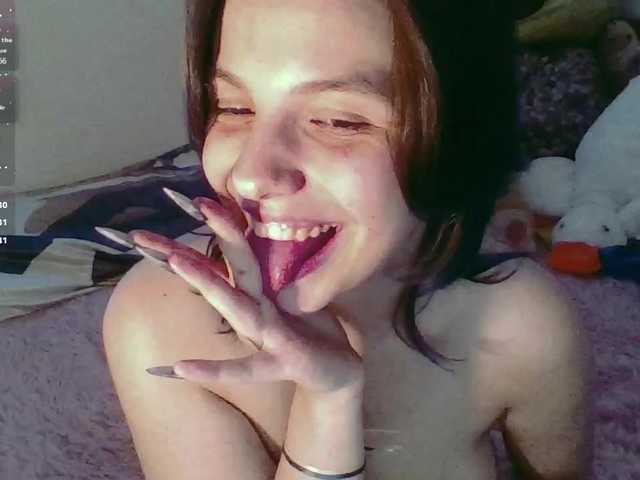 LillyShy live cam on BongaCams