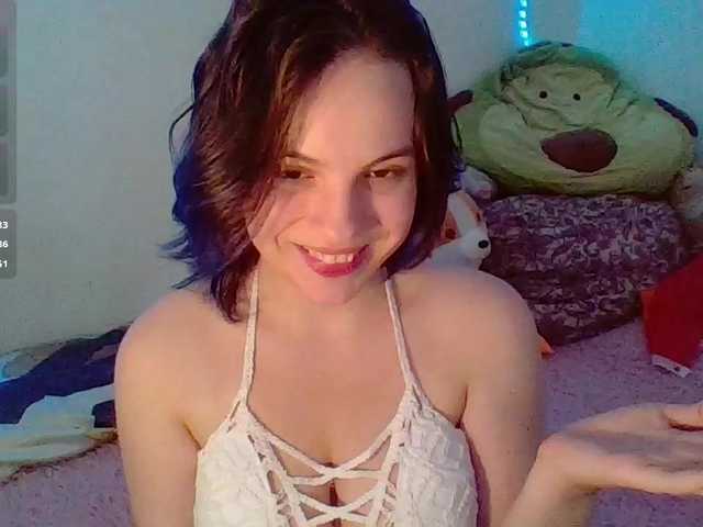 LillyShy live cam on BongaCams