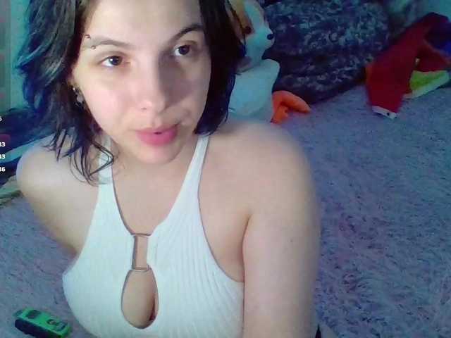 LillyShy live cam on BongaCams