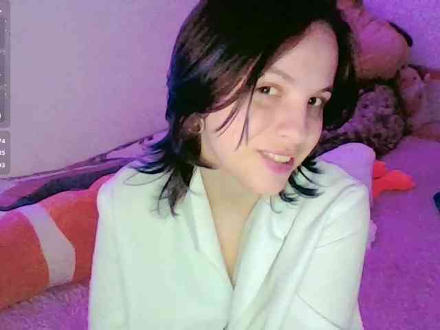 LillyShy webcam