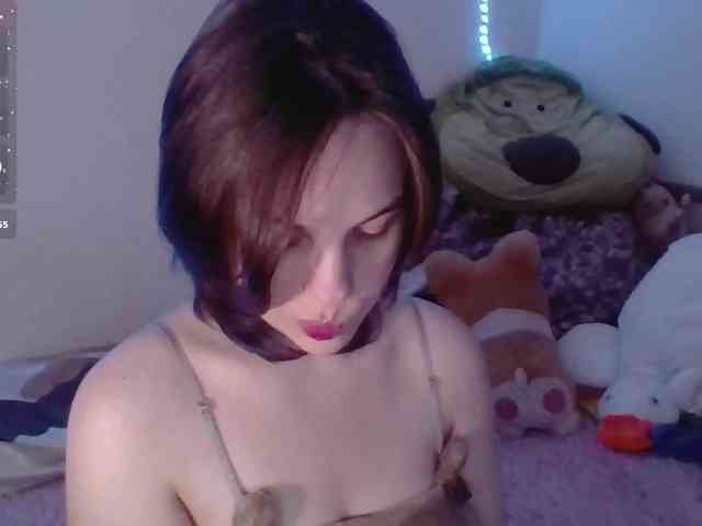 LillyShy webcam