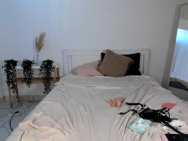 LucyBlowJobGray
