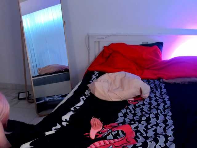 LucyBlowJobGray