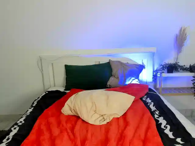 LucyBlowJobGray