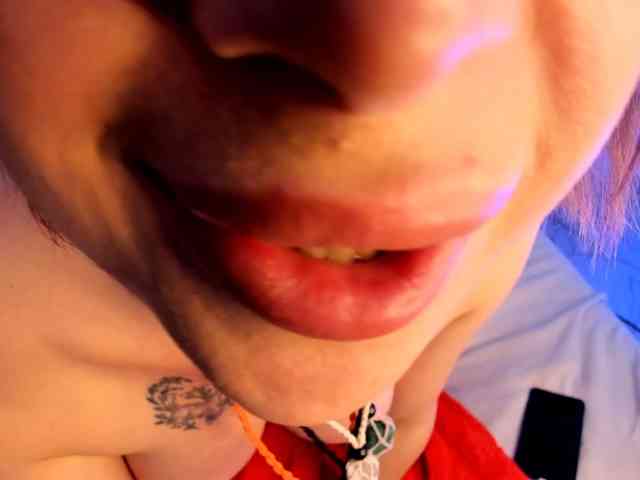 LucyBlowJobGray