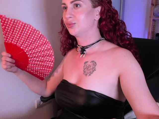 LucyBlowJobGray