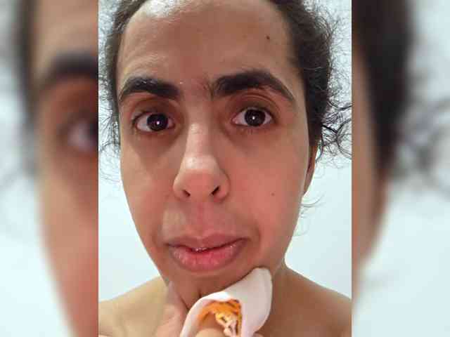Mirza1992 webcam