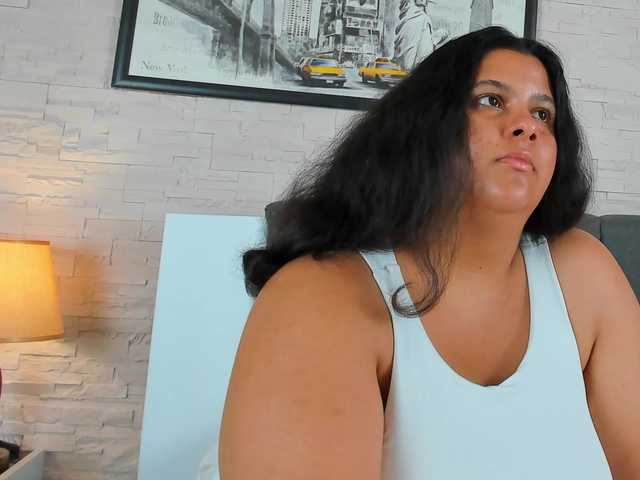 IslaCreed live cam on BongaCams