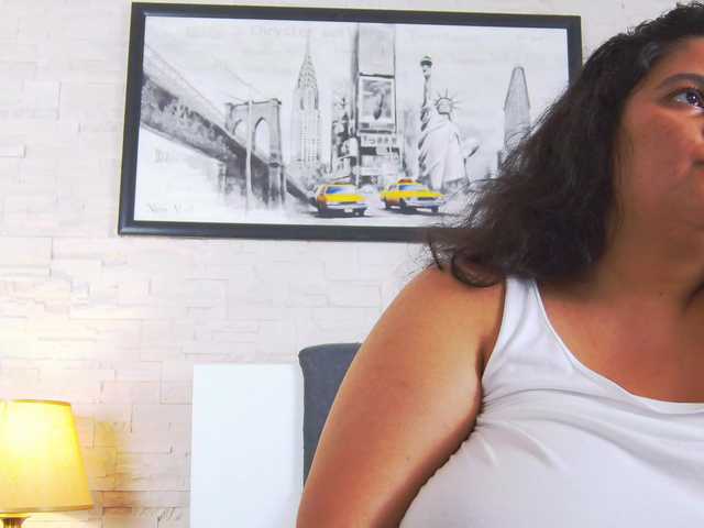 IslaCreed live cam on BongaCams