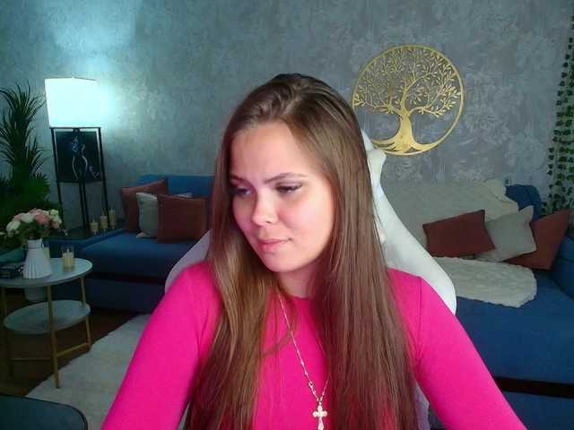 kirakiralove09 live cam on BongaCams
