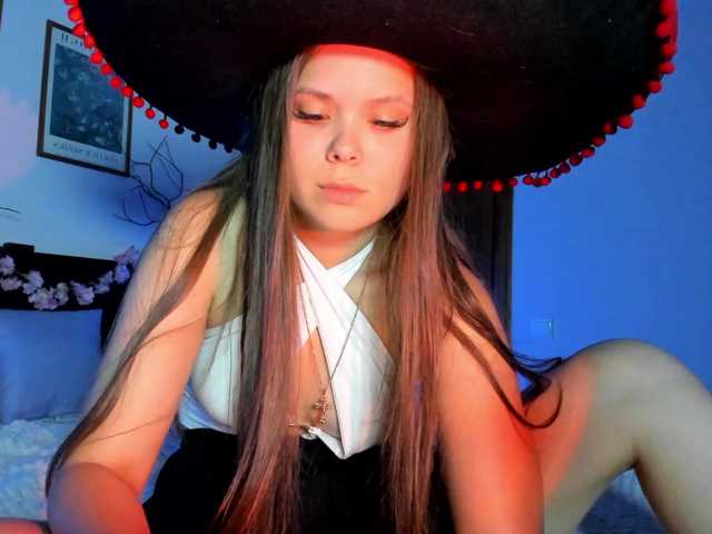kirakiralove09 live cam on BongaCams