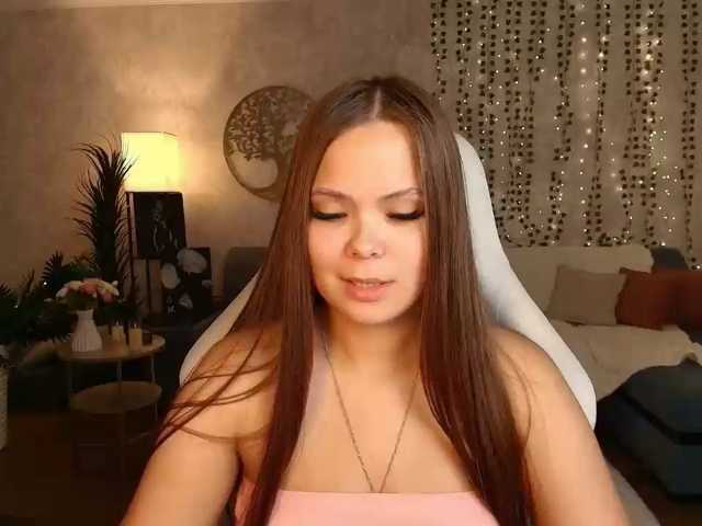 kirakiralove09 live cam on BongaCams