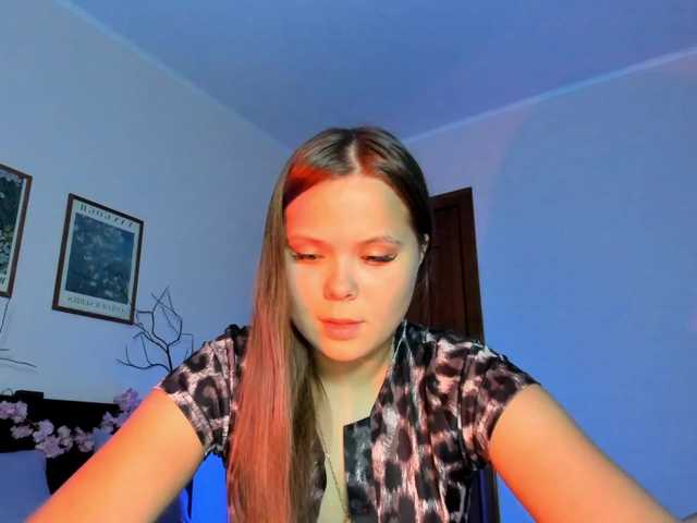 kirakiralove09 live cam on BongaCams