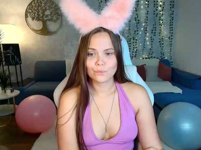 kirakiralove09 live cam on BongaCams