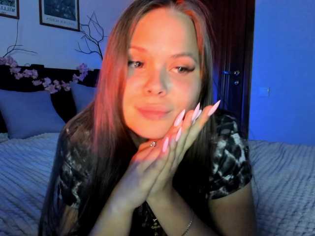 kirakiralove09 live cam on BongaCams